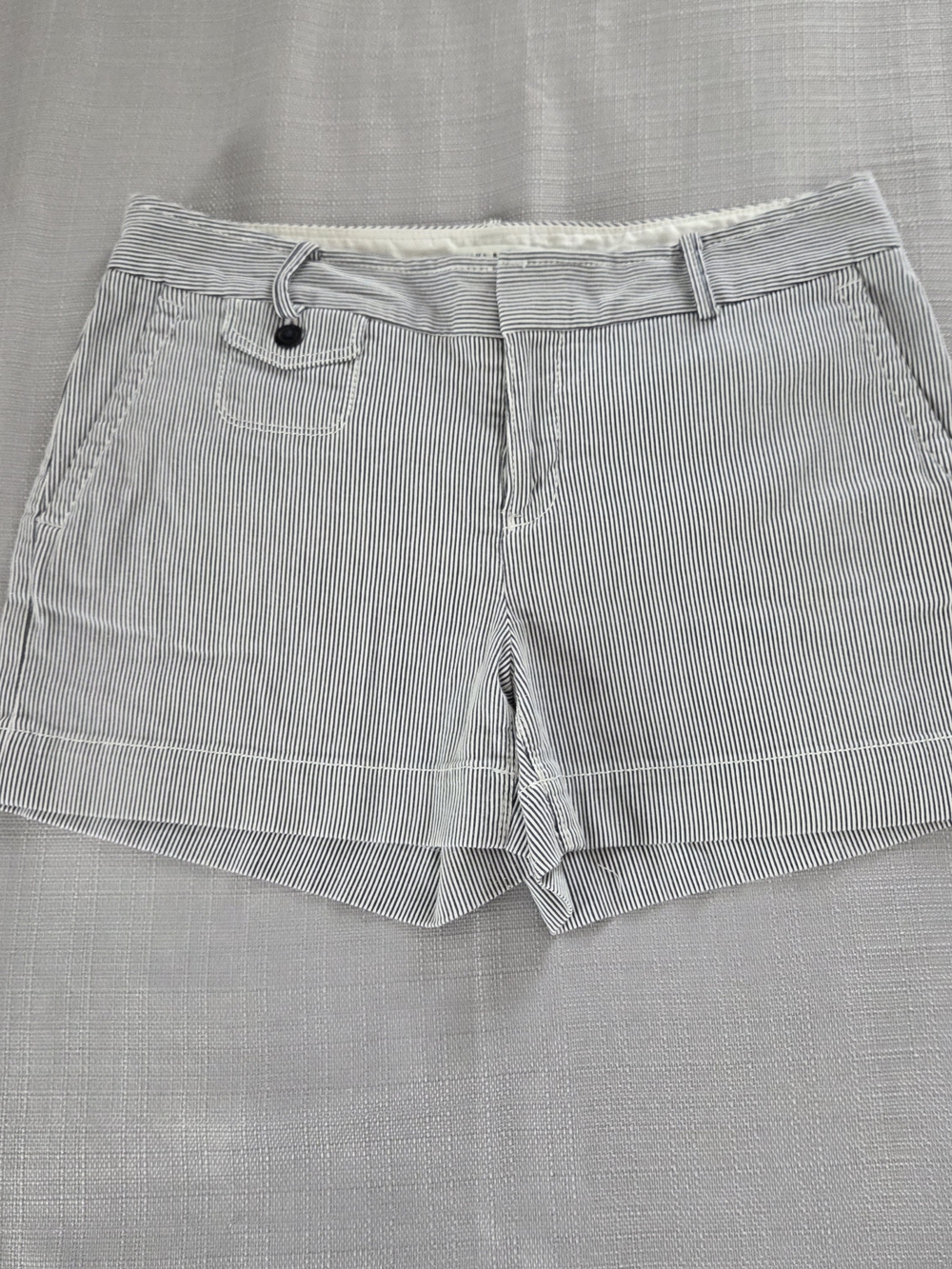 Banana Republic Martin Fit Striped Shorts Size 8 Navy White Preppy Summer
